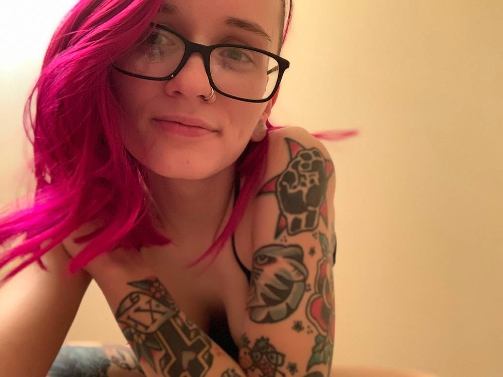 Roxanne Red OnlyFans – free nudes, naked, leaked