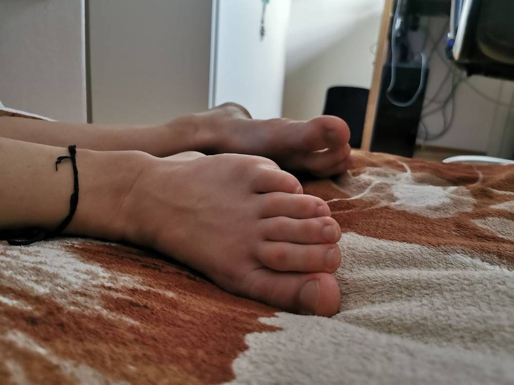 Mymuskyboyfeet